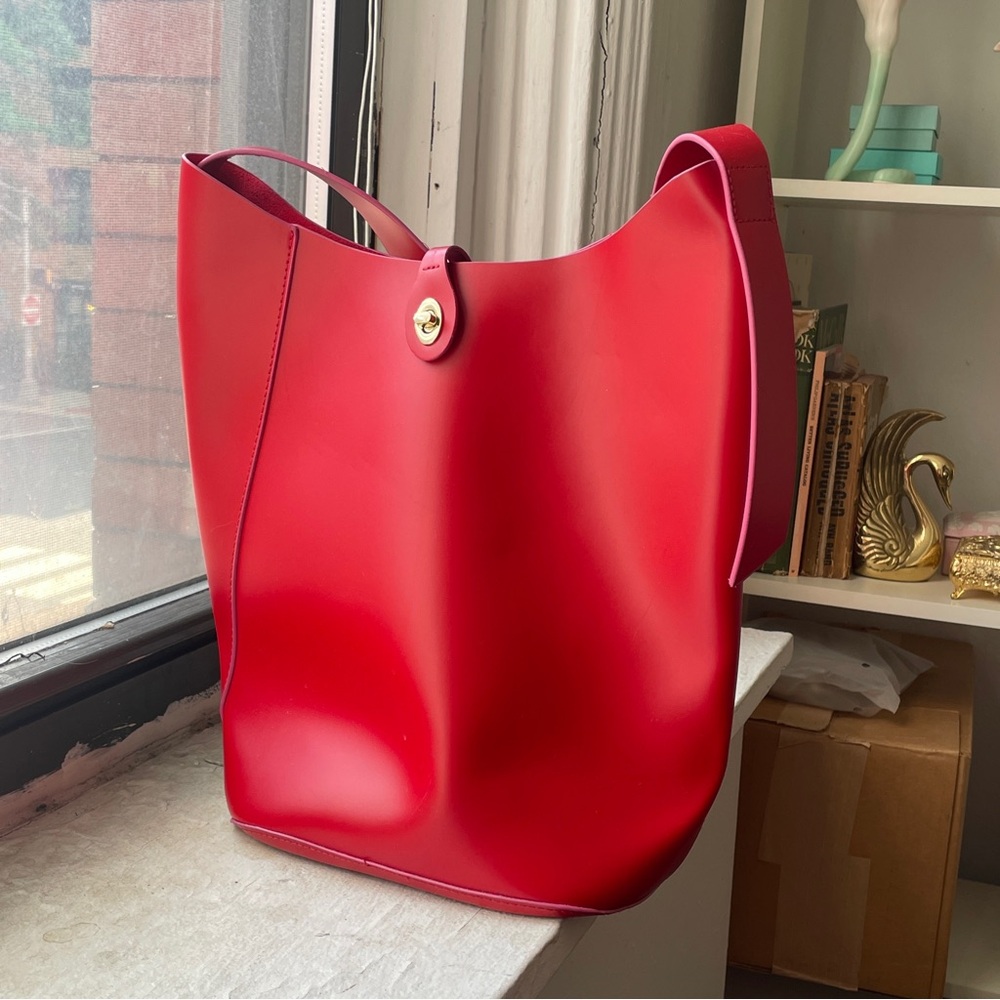 Elizabeth Arden vintage 90s Vegan Leather Red Bag